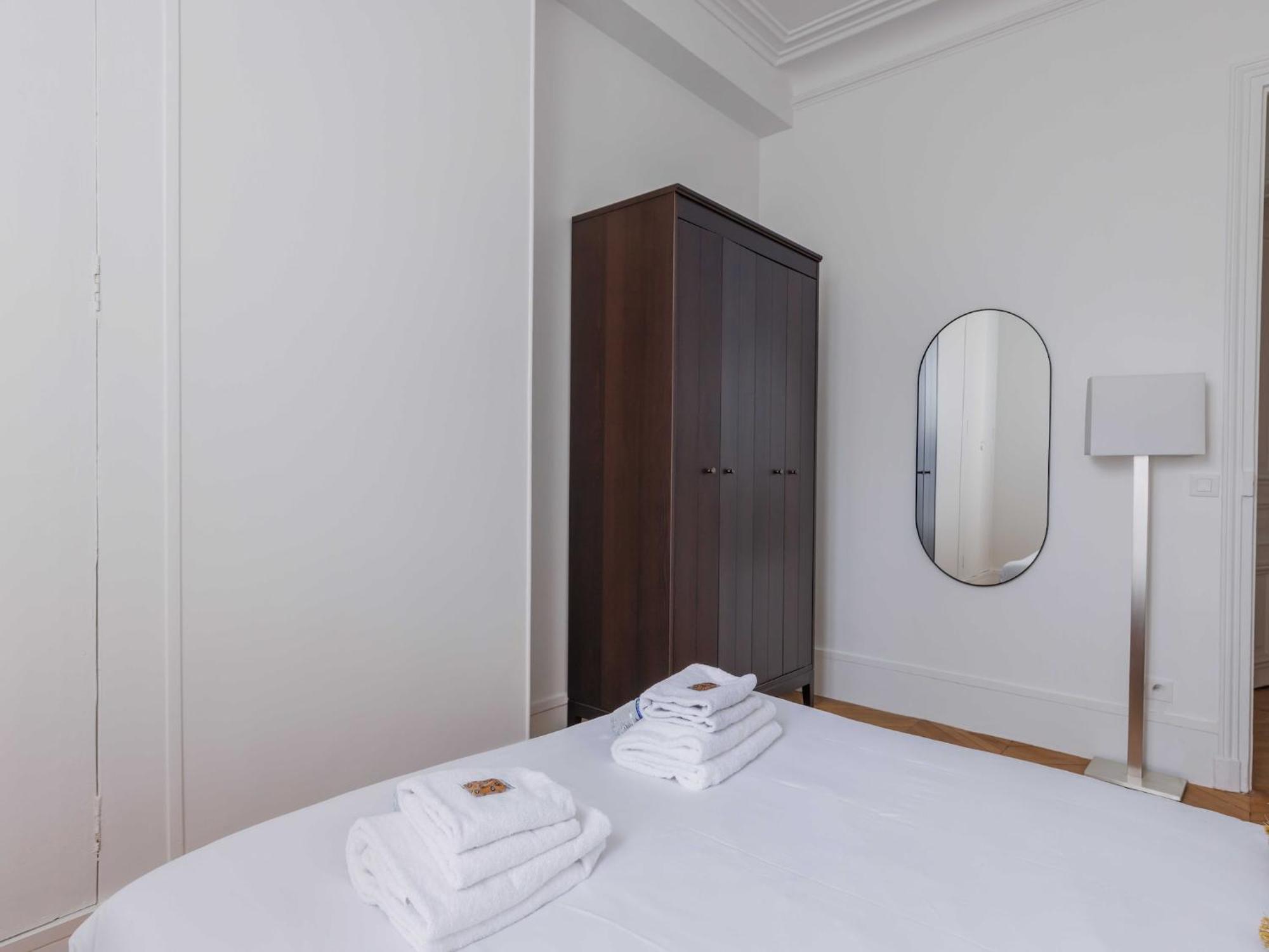 Appartement Appt 1 Bdr 2p Near Buttes Chaumont Parijs